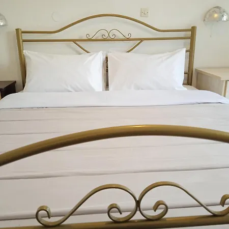 The Apartahotel
