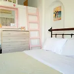 Aparthotel The 3*