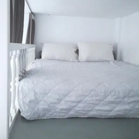 The Aparthotel Perissa (Santorini)