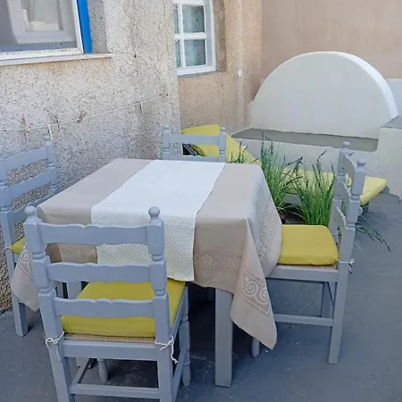 The 3* Perissa (Santorini)