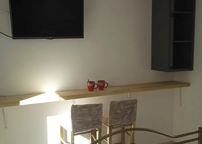 The Apart Otel Perissa (Santorini)