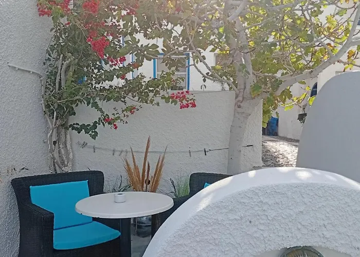 The 3* Perissa (Santorini)