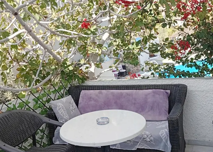 The Perissa (Santorini)