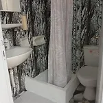 Hotel apartamentowy The 3*