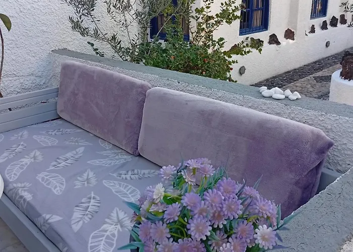 The Perissa (Santorini)